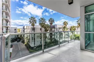 13650 Marina Pointe Dr, Marina del Rey, CA 90292 - Photo 6