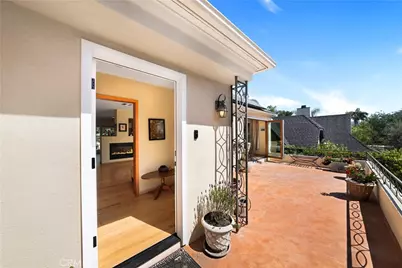 10707 Rochester, Los Angeles, CA 90024 - Photo 12