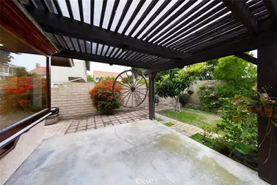 8851 Satterfield, Huntington Beach, CA 92646 - Photo 24