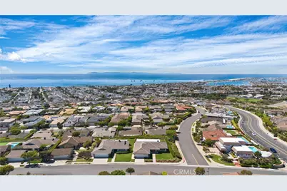 3501 Sausalito, Corona del Mar, CA 92625 - Photo 26
