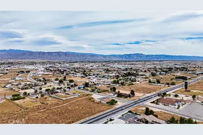 11695 Hesperia Road, Hesperia, CA 92345 - Photo 18