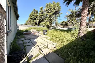 14125 Lanark St, Panorama City, CA 91402 - Photo 4