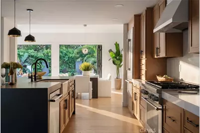 22 Rue Cannes, Newport Beach, CA 92660 - Photo 18