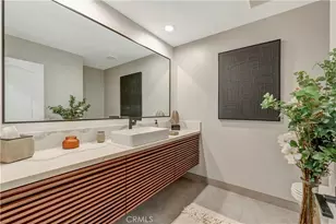 6095 Greenbrier Dr, Huntington Beach, CA 92648 - Photo 14