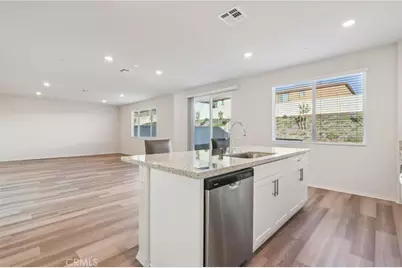 19536 Hanging Rock Road, Lake Elsinore, CA 92532 - Photo 14