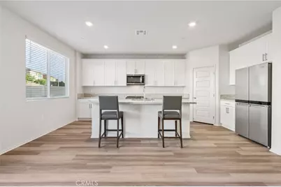 19536 Hanging Rock Road, Lake Elsinore, CA 92532 - Photo 10