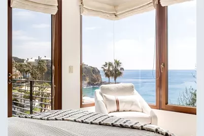 86 Emerald Bay, Laguna Beach, CA 92651 - Photo 32