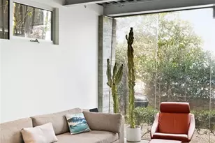 304 Grand Blvd, Venice, CA 90291 - Photo 10