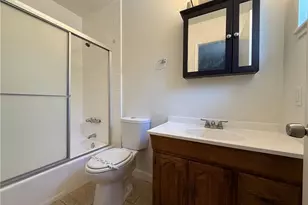 29338 Florabunda, Canyon Country, CA 91387 - Photo 14