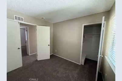 29338 Florabunda, Canyon Country, CA 91387 - Photo 16