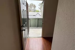 619 N Bristol, Santa Ana, CA 92703 - Photo 16