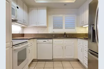 2369 Via Mariposa E. #1-D, Laguna Woods, CA 92637 - Photo 12