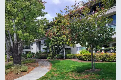 2369 Via Mariposa E. #1-D, Laguna Woods, CA 92637 - Photo 2