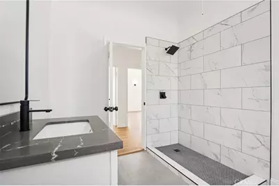 1112 W 64th Street, Los Angeles, CA 90044 - Photo 18