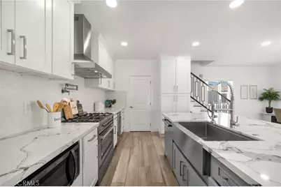 17151 Hague, Huntington Beach, CA 92647 - Photo 12