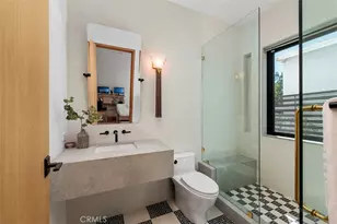 2398 Redlands Dr, Newport Beach, CA 92660 - Photo 20