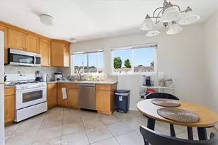 44 Fallbrook, Irvine, CA 92604 - Photo 8