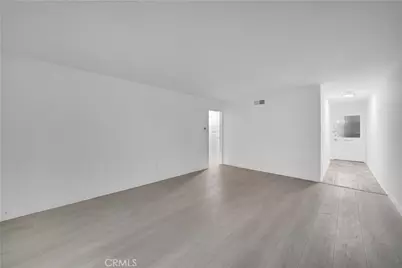 16722 Goldenwest Street, Huntington Beach, CA 92647 - Photo 22