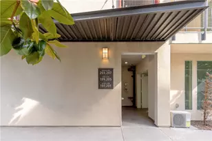 199 Bowery, Irvine, CA 92612 - Photo 2