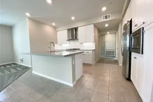 199 Bowery, Irvine, CA 92612 - Photo 2