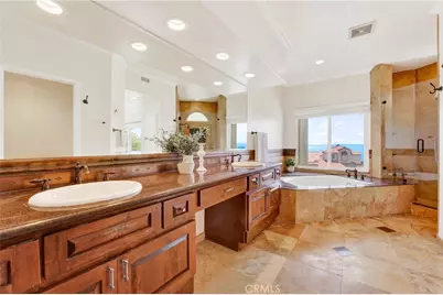 49 Marseille, Laguna Niguel, CA 92677 - Photo 32