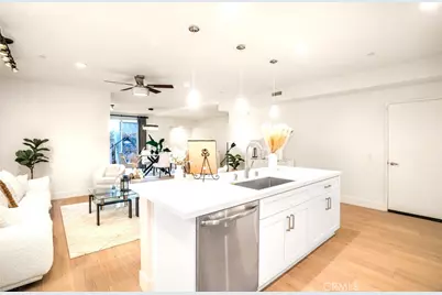 617 Rockefeller, Irvine, CA 92612 - Photo 2
