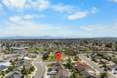 9662 Woodlawn Drive, Huntington Beach, CA 92646 - Photo 30