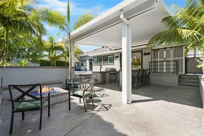 9662 Woodlawn Drive, Huntington Beach, CA 92646 - Photo 22