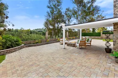 21952 Esplendor, Mission Viejo, CA 92691 - Photo 4