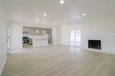 2432 W Rainbow Avenue, Anaheim, CA 92801 - Photo 8