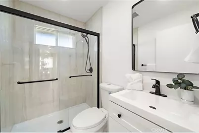 17081 Pleasant, Huntington Beach, CA 92649 - Photo 12