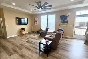 16444 Bolsa Chica St, Huntington Beach, CA 92649 - Photo 22