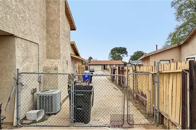 2372 Leta, San Bernardino, CA 92407 - Photo 30
