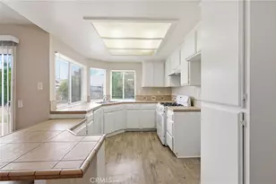 43941 Maria, Lancaster, CA 93535 - Photo 8