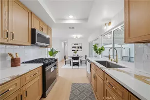 14332 Pinewood, Tustin, CA 92780 - Photo 18