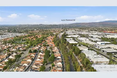 14332 Pinewood, Tustin, CA 92780 - Photo 40