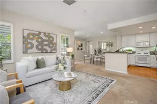 33 Flowerbud, Irvine, CA 92603 - Photo 4