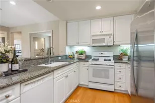 33 Flowerbud, Irvine, CA 92603 - Photo 12