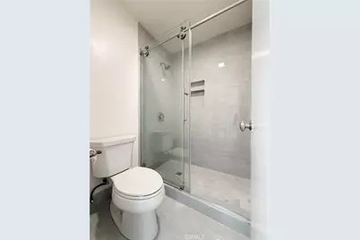 231 Springview, Irvine, CA 92620 - Photo 12