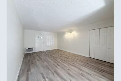 231 Springview, Irvine, CA 92620 - Photo 4