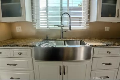 128 E 67th Way, Long Beach, CA 90805 - Photo 24