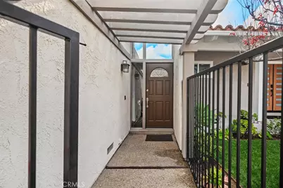 521 Playa, Newport Beach, CA 92660 - Photo 4
