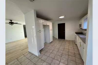 10333 Tamarisk Avenue, Hesperia, CA 92345 - Photo 58