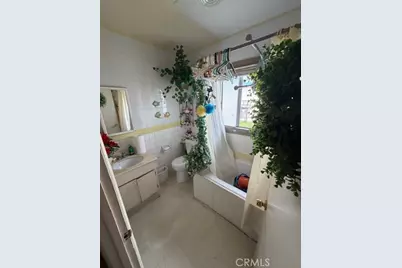 932 N Harbor, Anaheim, CA 92805 - Photo 4