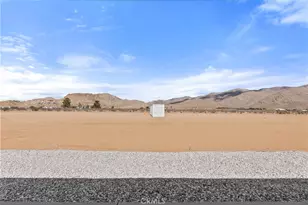 11725 Lagartijo Dr, Apple Valley, CA 92308 - Photo 18