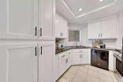 27 Timbre, Rancho Santa Margarita, CA 92688 - Photo 18