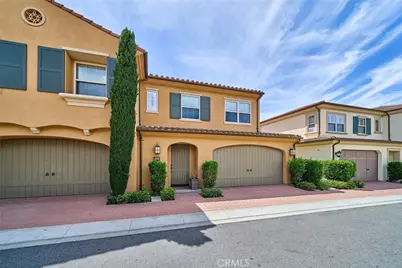 121 Baritone, Irvine, CA 92620 - Photo 2