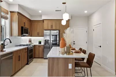 10518 Triple Crown, Cypress, CA 90720 - Photo 4