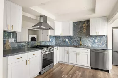 17110 Bluewater Lane, Huntington Beach, CA 92649 - Photo 20