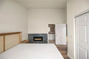 17110 Bluewater Ln, Huntington Beach, CA 92649 - Photo 30